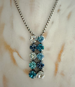 Vertical Aqua Sparkle