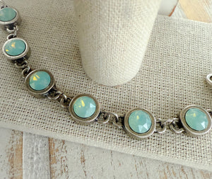 Linked in Pacific Opal