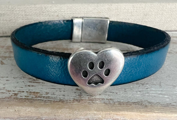 Paw-fect Heart in Turquoise Leather