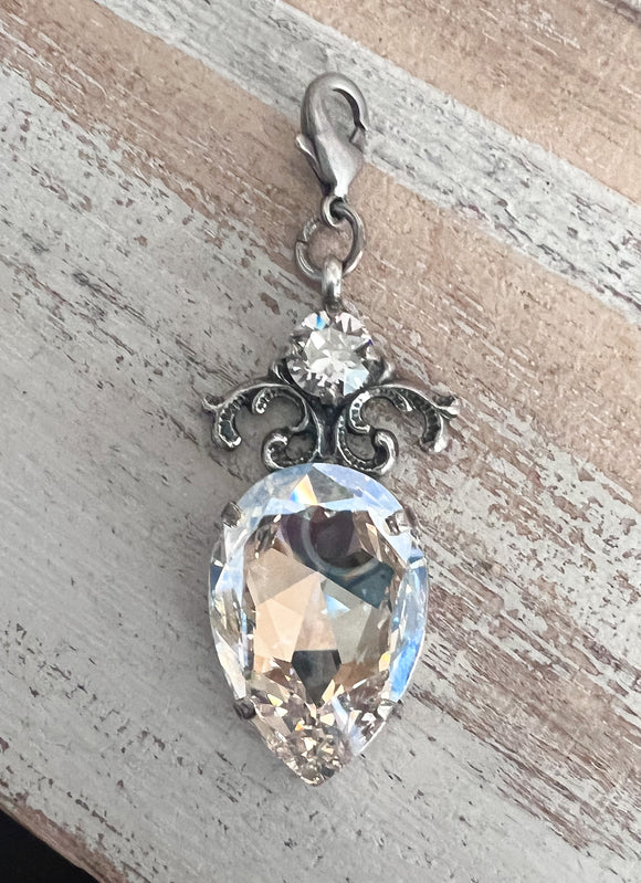 Deluxe Clear Pear Pendant